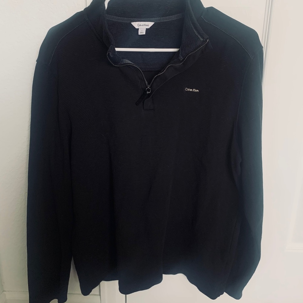 Black Calvin Klein Pullover